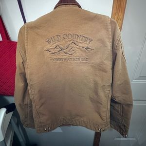 Carhartt J001 brwn. M Tall